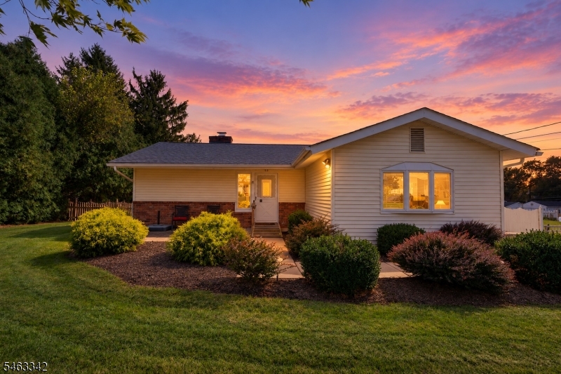 8 Fern Ave, Hamburg Boro