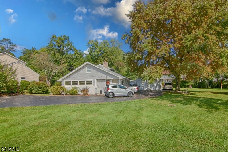 96 Parsippany Rd, Hanover Twp.