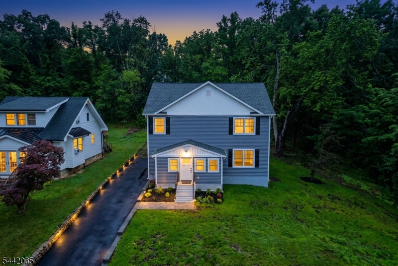 21 Willow Ave, Randolph Twp.