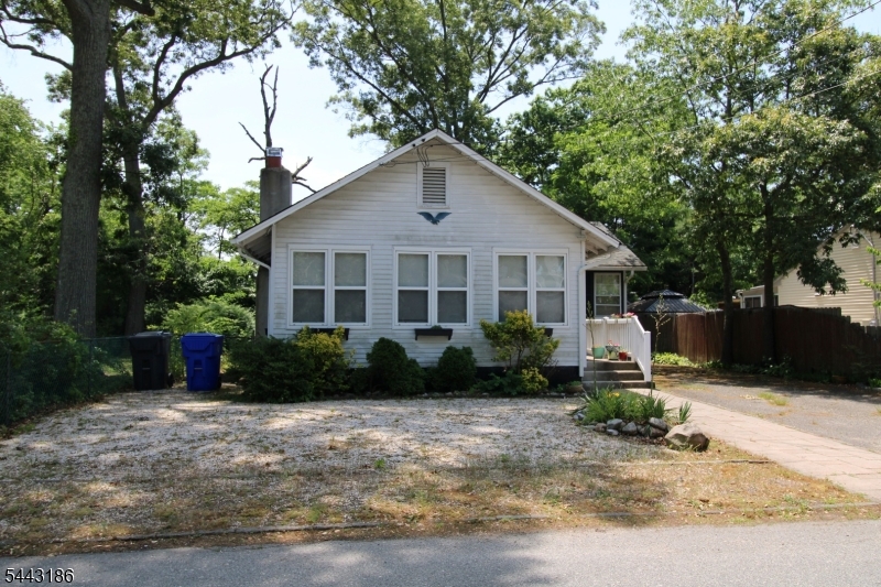 31 Nejecho Dr, Brick Twp.