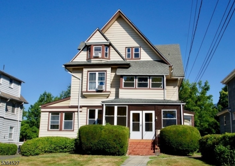 76 Grove St, Montclair Twp.