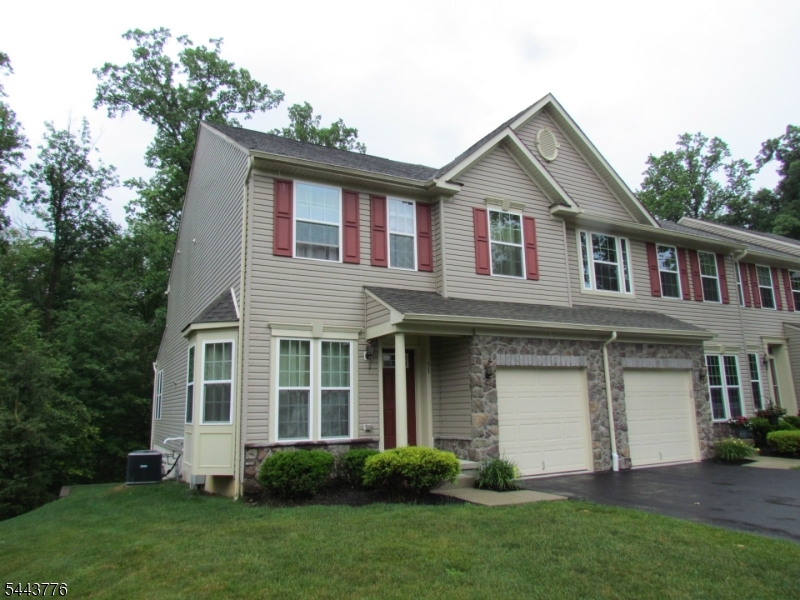 51 Parkside Ln, Mine Hill Twp.