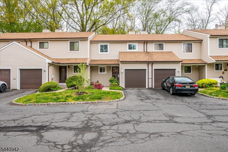 12 Tulip Ct, Edison Twp.