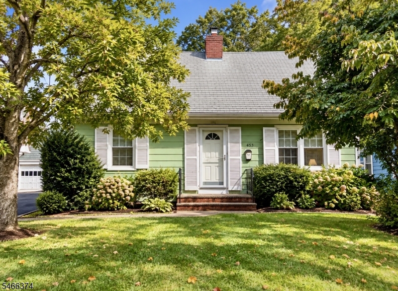 653 Westfield Ave, Westfield Town