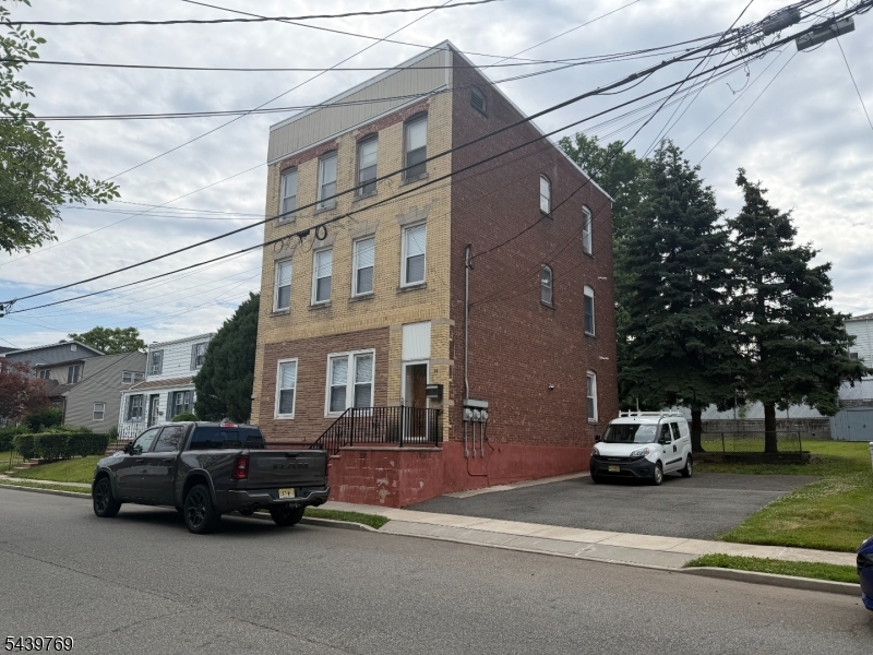34 Ernest St Unit 1, Nutley Twp.
