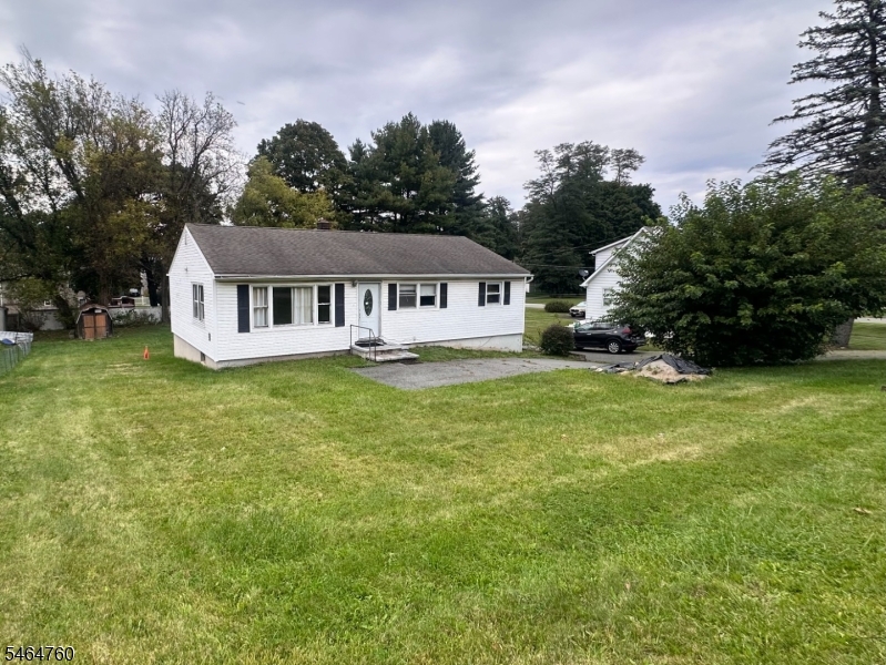 270 Munsonhurst Rd, Franklin Boro