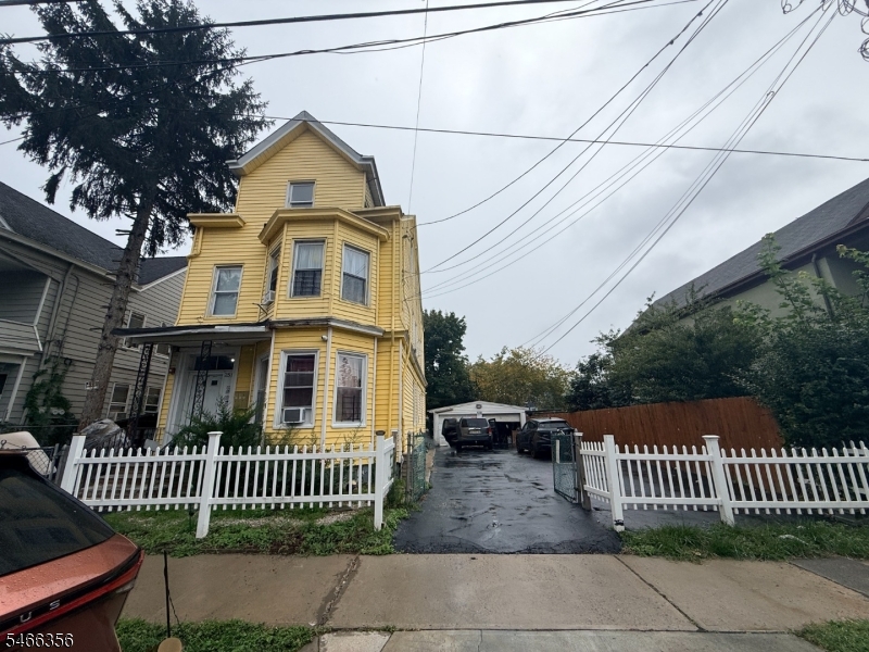 249 Temple St, Paterson City