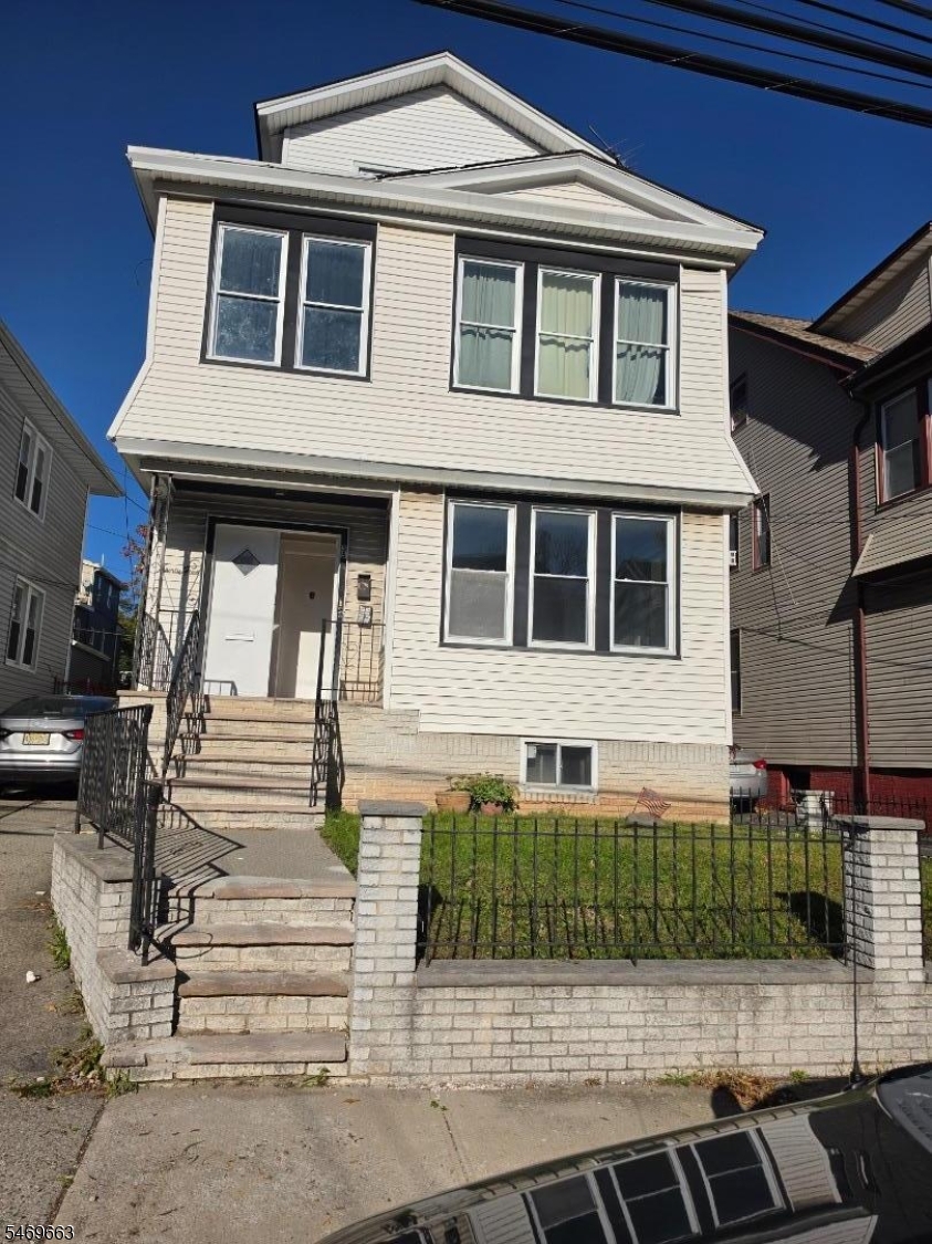 35 Bock Ave, Newark City
