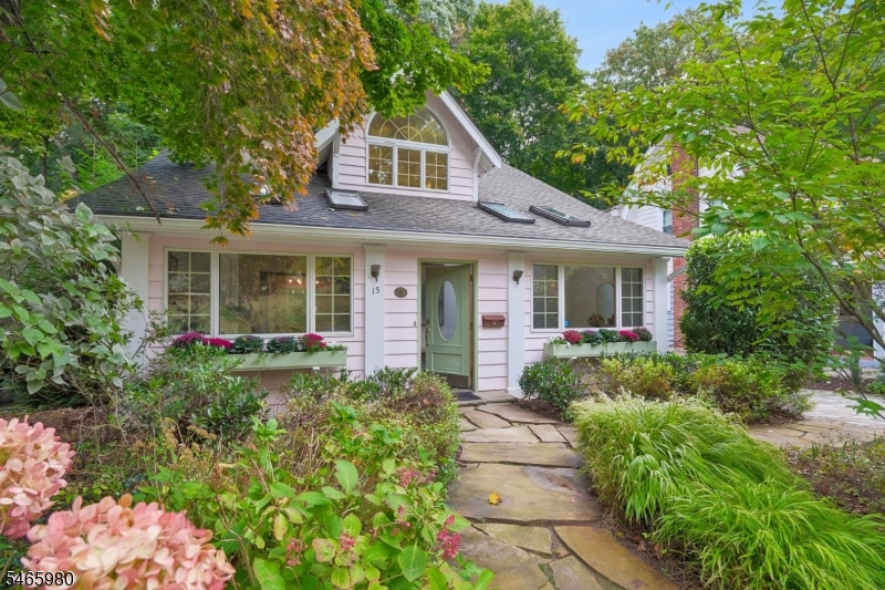 15 Patton Pl, Montclair Twp.