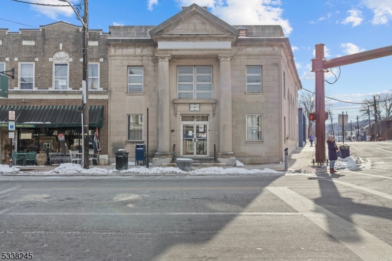 89 Main St, Little Falls Twp.