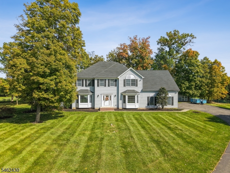 14 Eagle Dr, Raritan Twp.