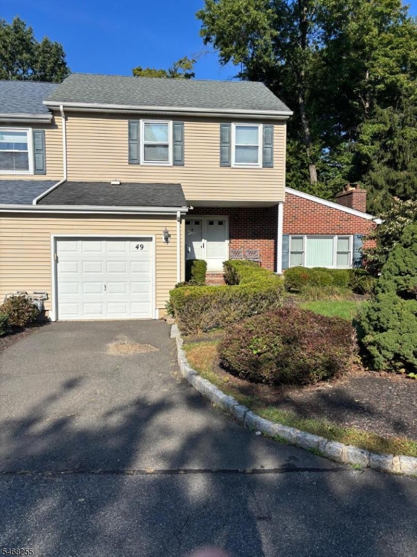 49 Princeton Pl, Wayne Twp.