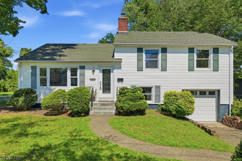 251 W Midland Ave, Paramus Boro