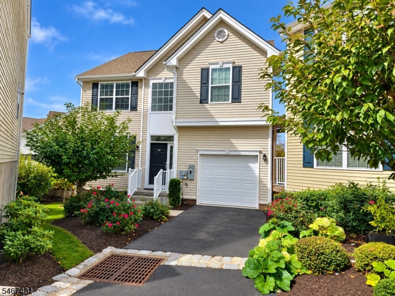 86 Sowers Dr, Mount Olive Twp.