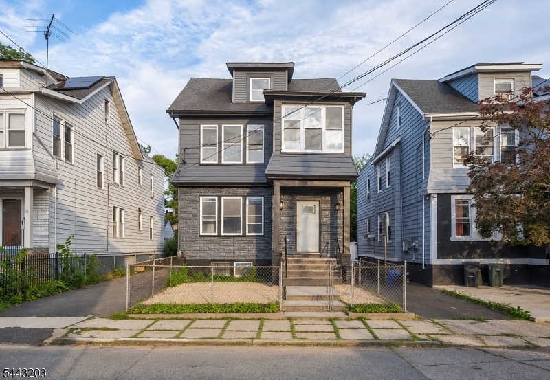 25 Wolf Pl, Irvington Twp.