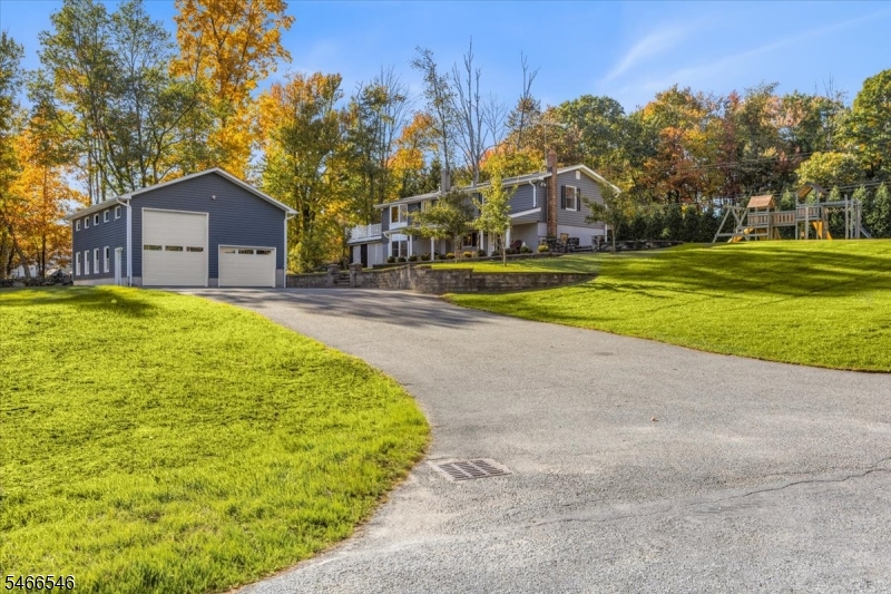4 Kilroy Rd, Andover Twp.