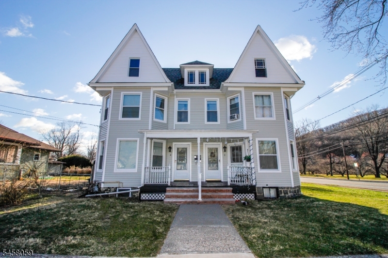 2 Baker Ave, Dover Town
