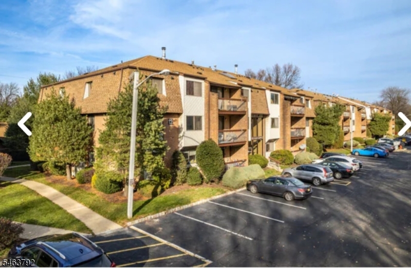 609 Edison Glen Ter, Edison Twp.