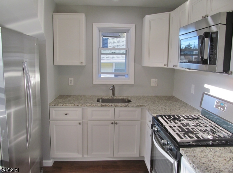 281 S Washington Ave Unit 2, Dunellen Boro