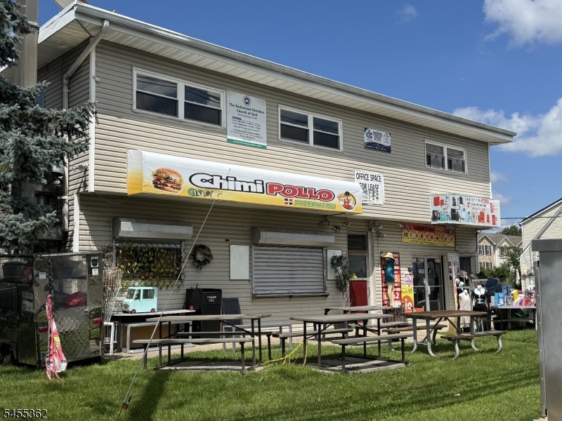715 Somerset St, Unit 201, Franklin Twp.