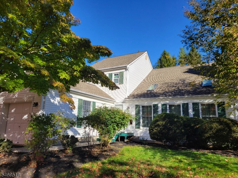 24 Hampton Ct, Bernards Twp.