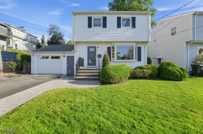 40 Jackson St, Nutley Twp.