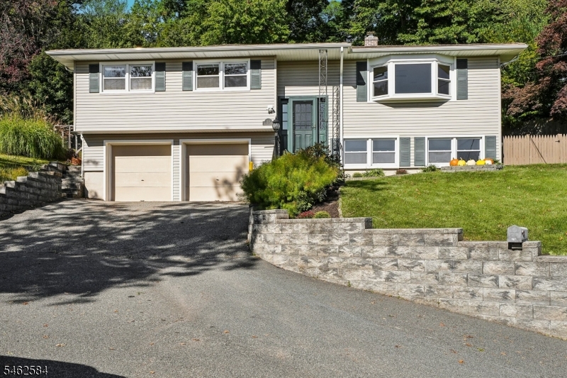 907 Pleasant Valley Way, West Orange Twp.