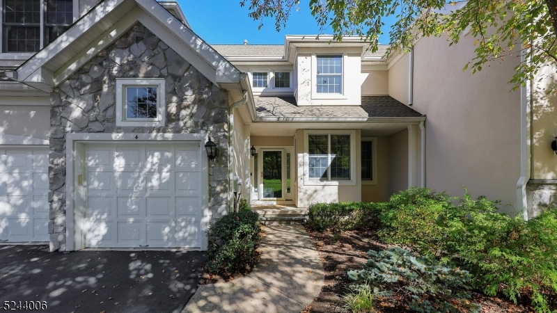 4 Dickinson Rd, Bernards Twp.