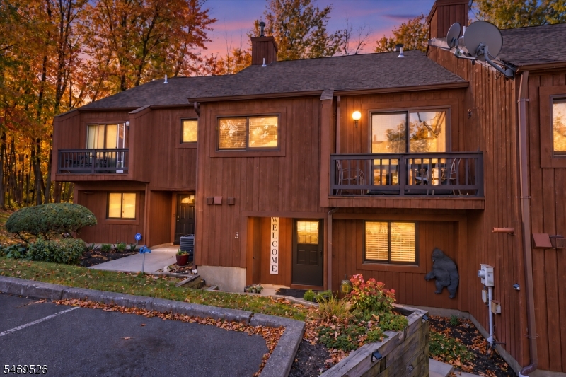 2 Vail Ct Unit 3, Vernon Twp.