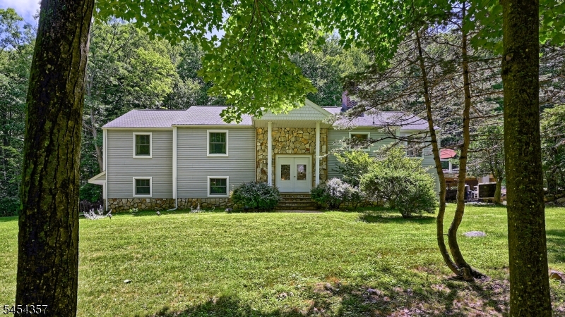 460 Laurel Ln, Kinnelon Boro