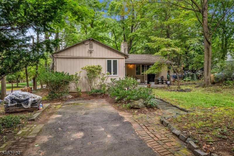445 Paramus Rd, Paramus Boro