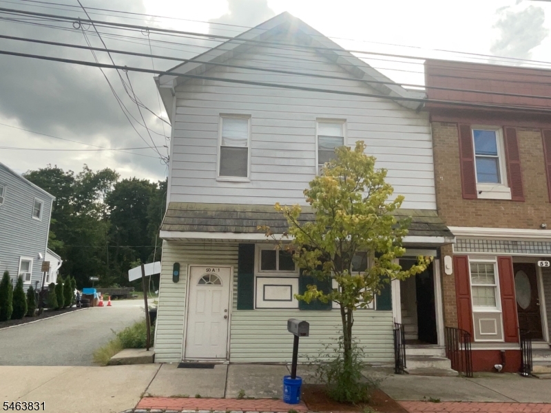 50 Main St Unit B, Stanhope Boro
