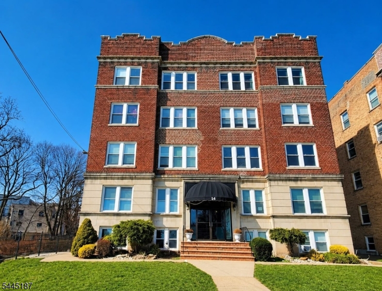 14 Forest St Unit 107, Montclair Twp.