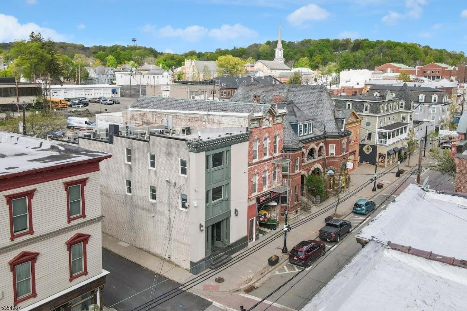170 Spring St, Newton Town