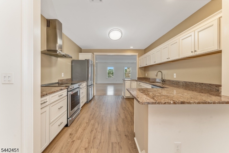 16 MAIN STREET, Flemington Boro