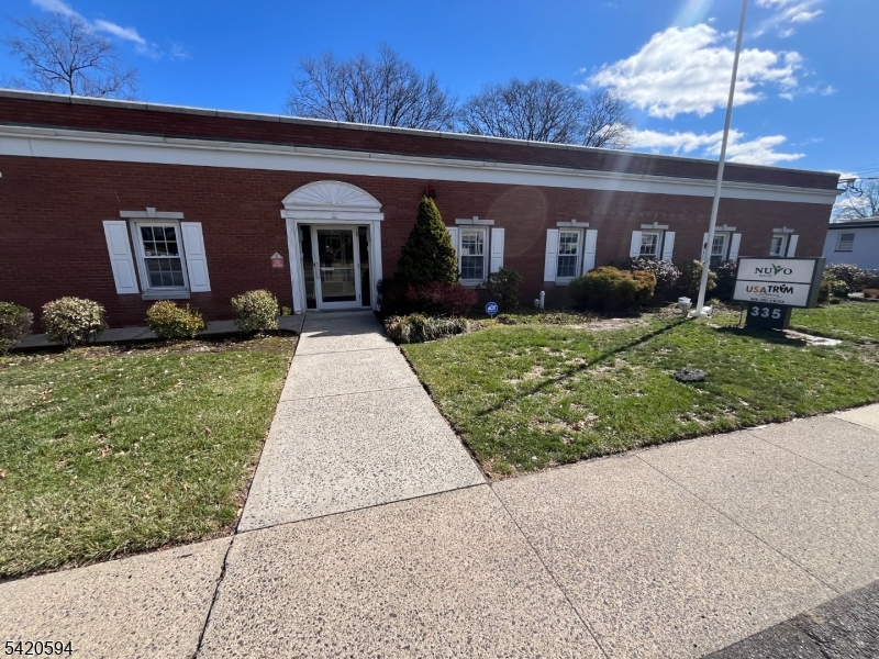 335 Broad St, Clifton City