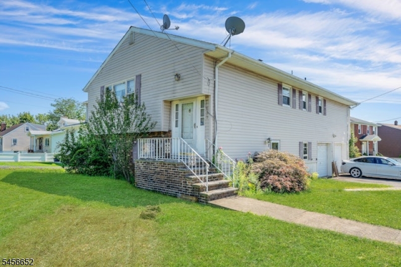 633 Totowa Rd, Totowa Boro